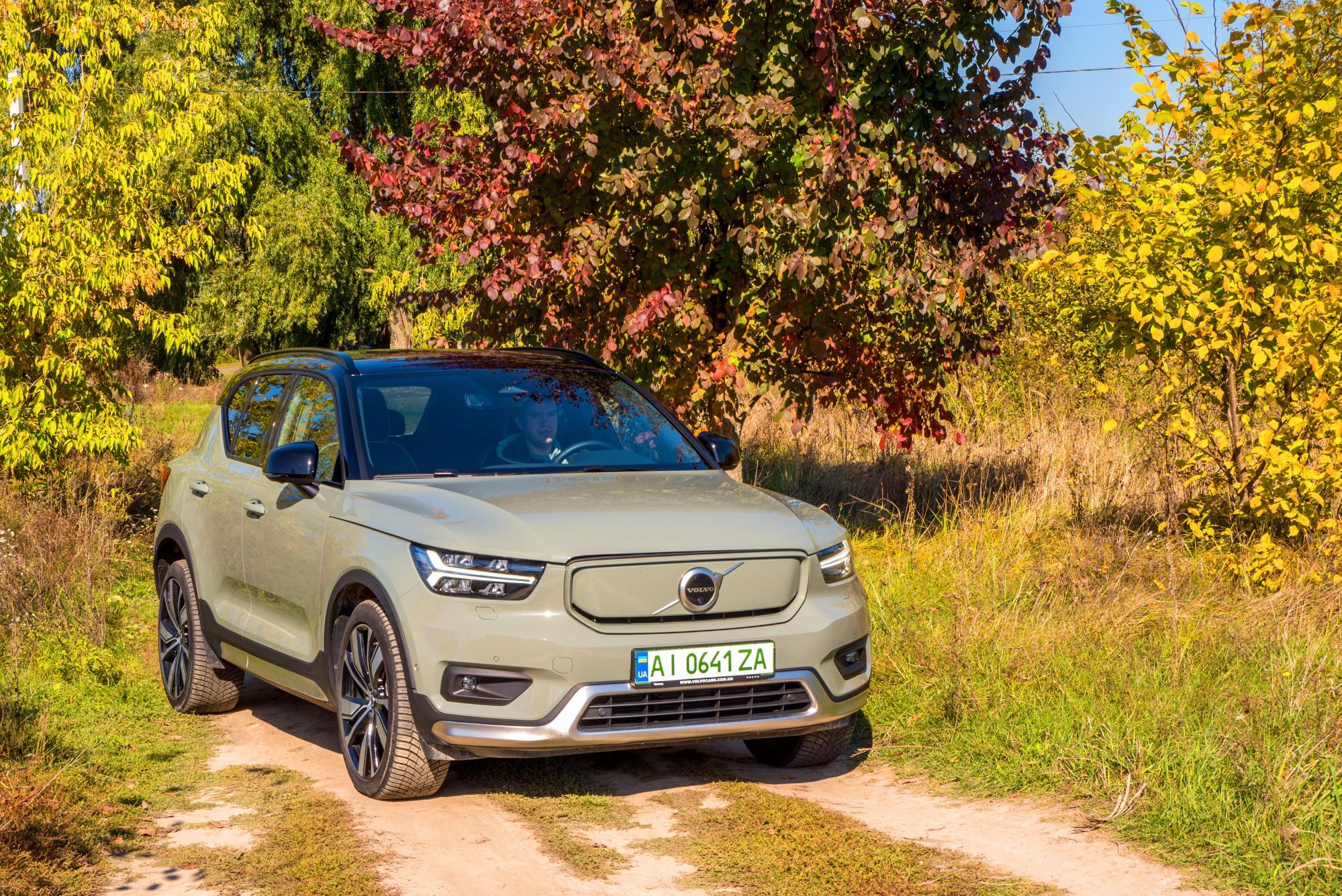 Електричний сюрприз: як змінився ринок електромобілів в Україні за 2021 рік